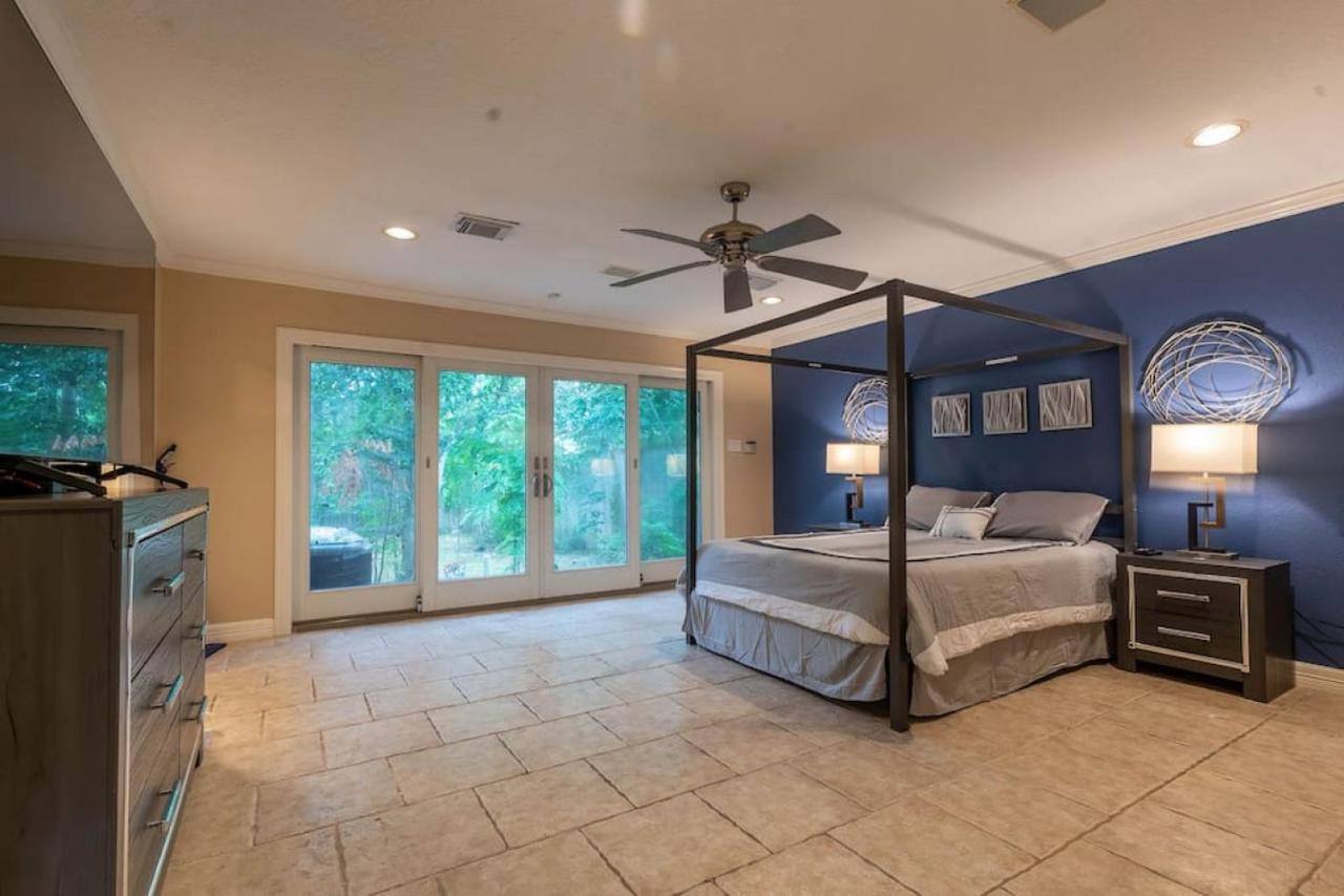 Huge 6 Bedroom With Pool, Spa, 85 Inch Tv, Game Room Houston Buitenkant foto